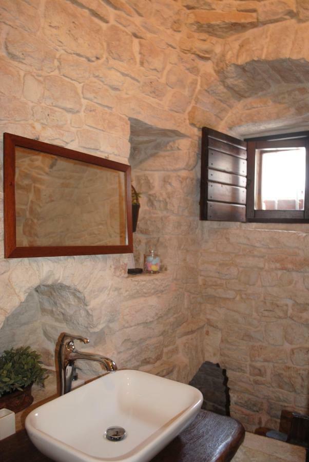 Trulli Aria Di Casa Apartment Alberobello Luaran gambar